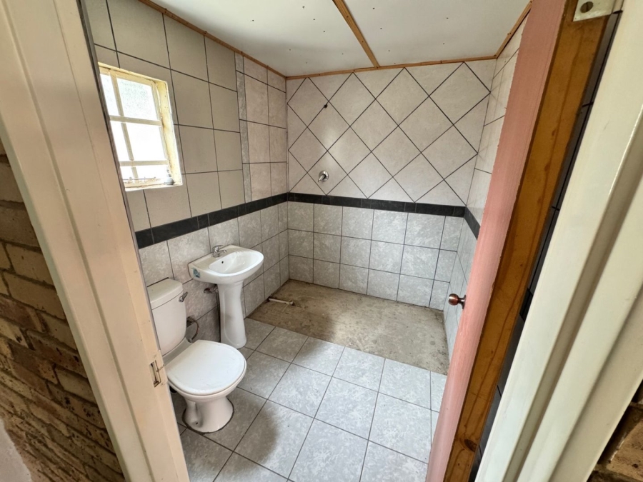 6 Bedroom Property for Sale in Orkney North West